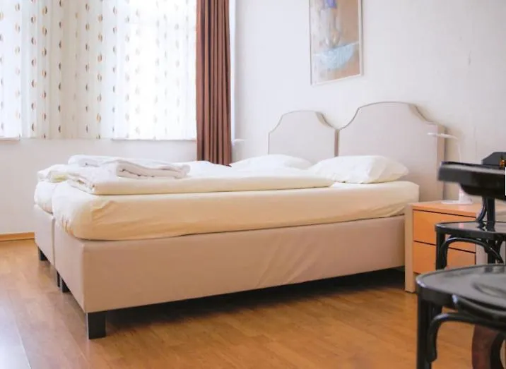 Hotel Lübecker Hof-1