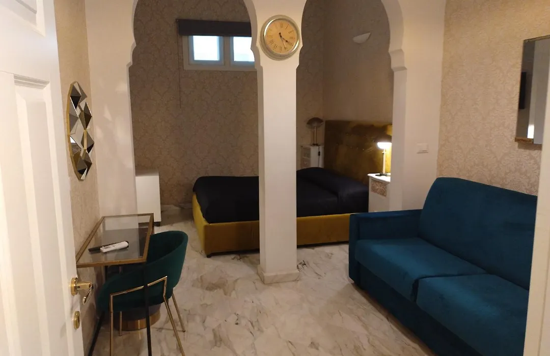 B&B Mini Hotel Incity-Close Train Station And Port--1