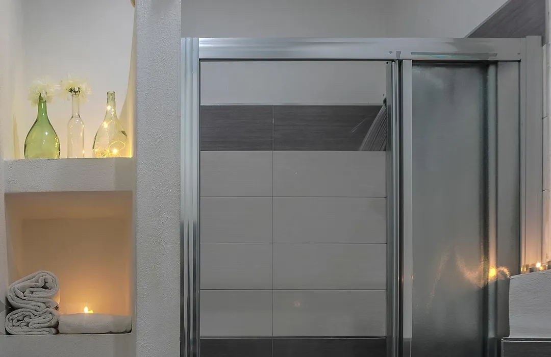Lisetta Rooms-1