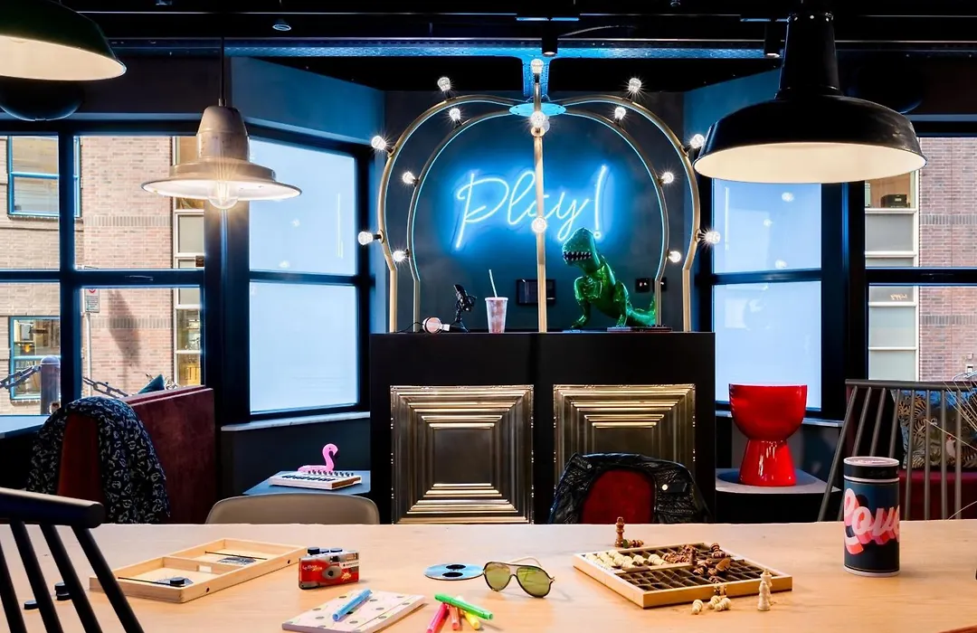 Moxy The Hague-1