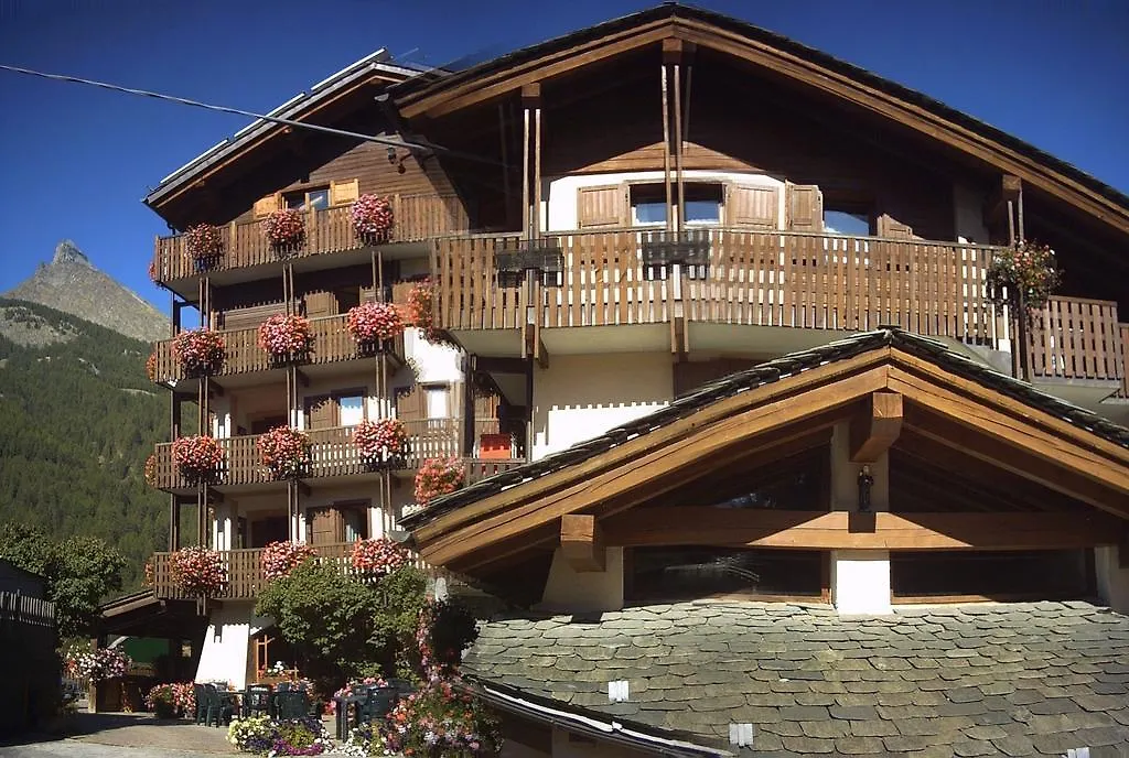 Hotel Vallée De Cogne-1