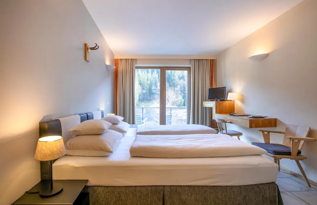Hotel Edelweiss-1