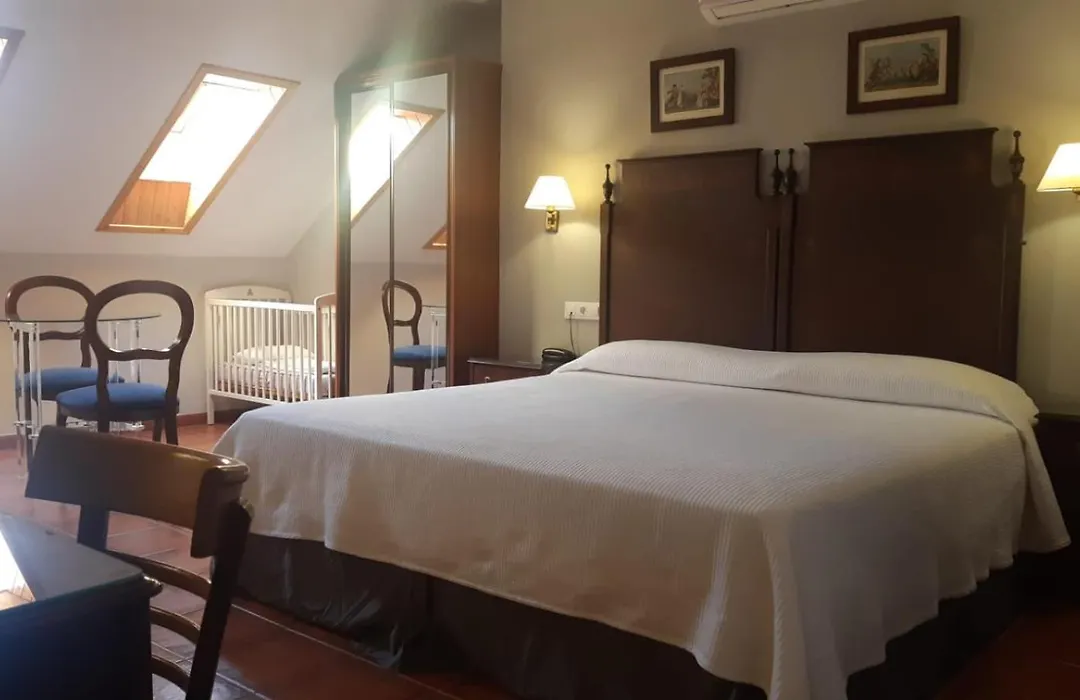Hotel Iberia Plaza América-1