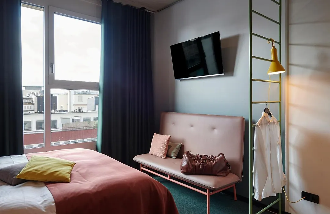 Basecamp Hotel Dortmund-1