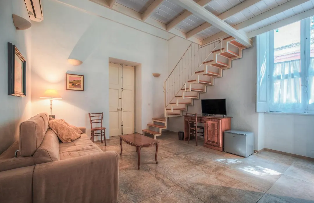 Relais Palazzo Vaglio-1
