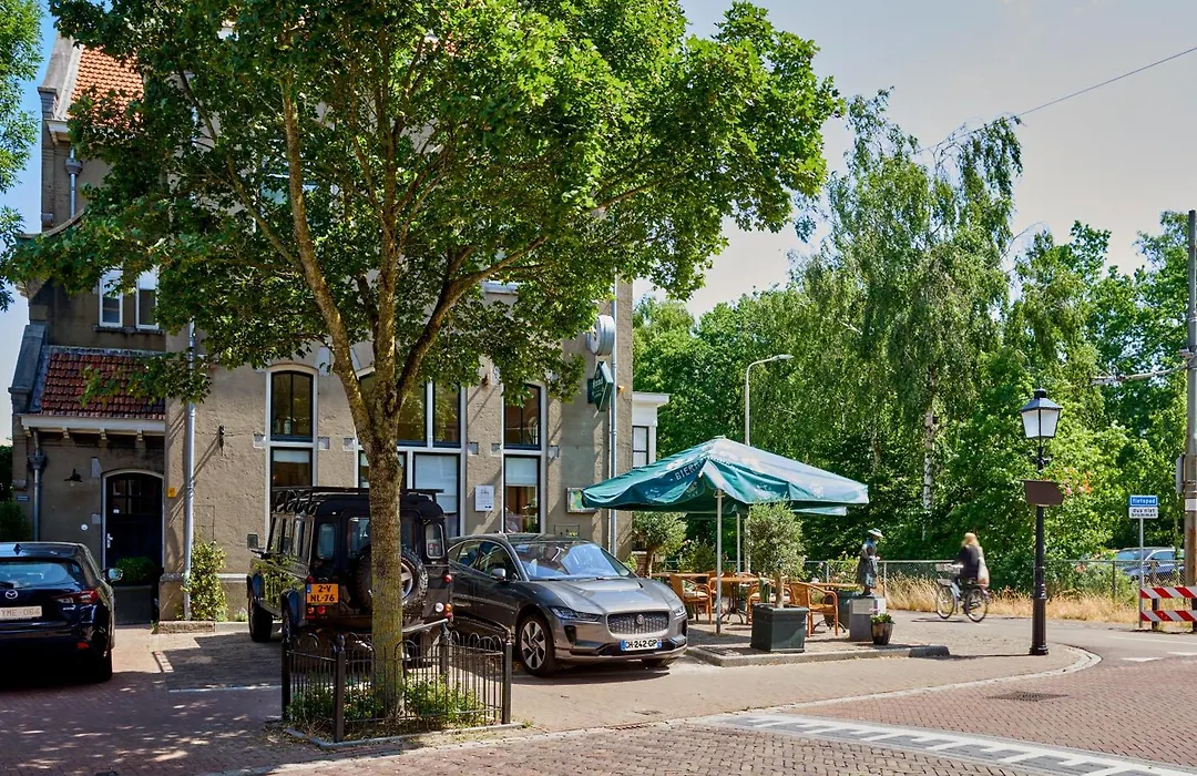 Station Amstelveen-1