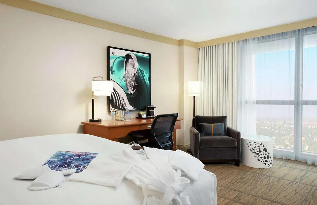 Doubletree By Hilton Hotel Miami Airport & Convention Center-1