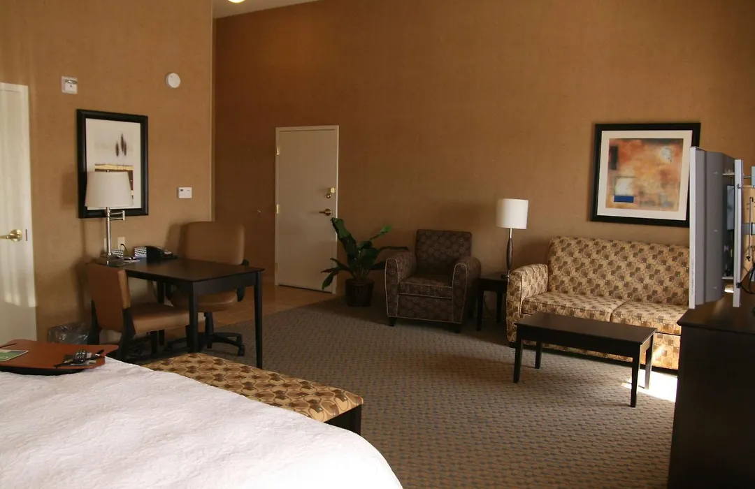 Hampton Inn And Suites Barstow-1