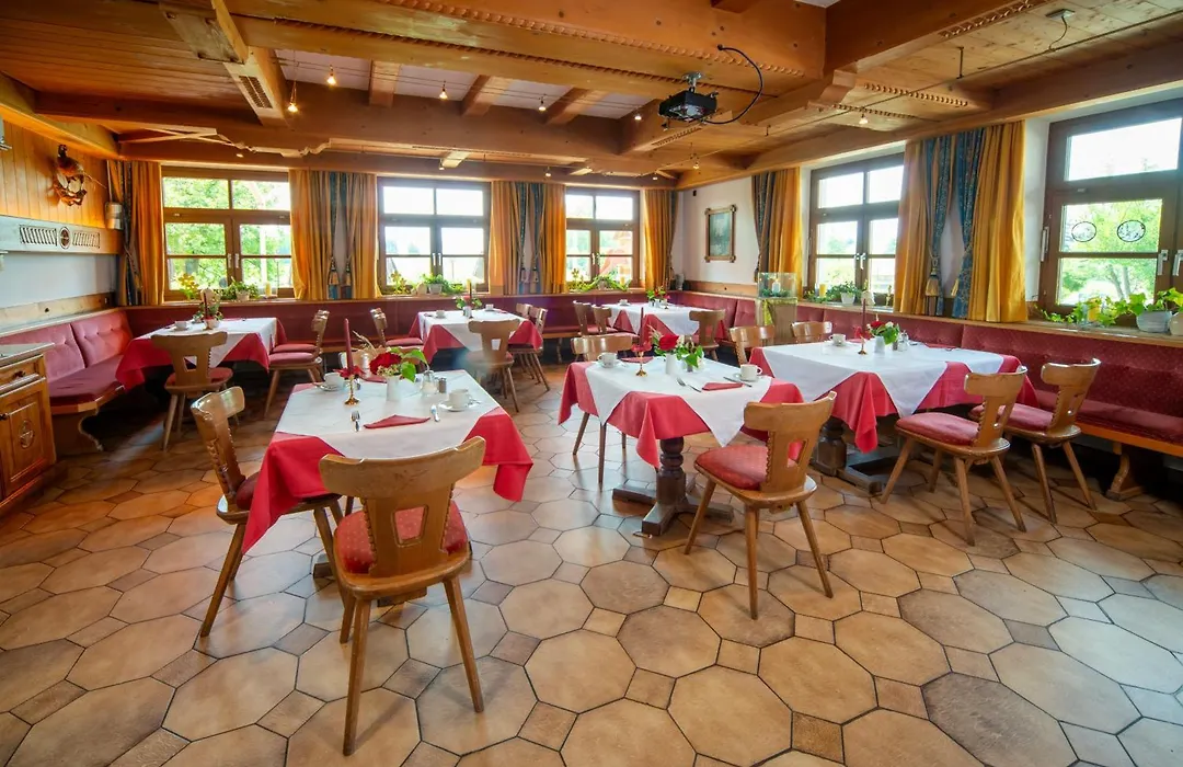 Landhotel Hoisl-Bräu-1