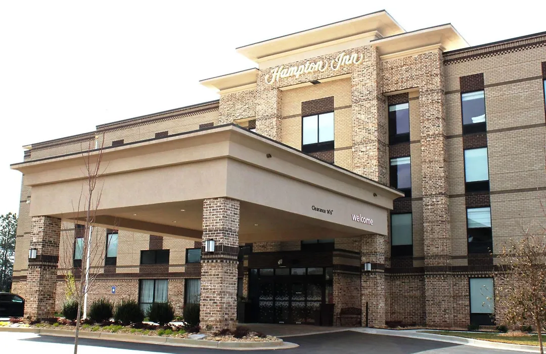 Hampton Inn Forsyth-1