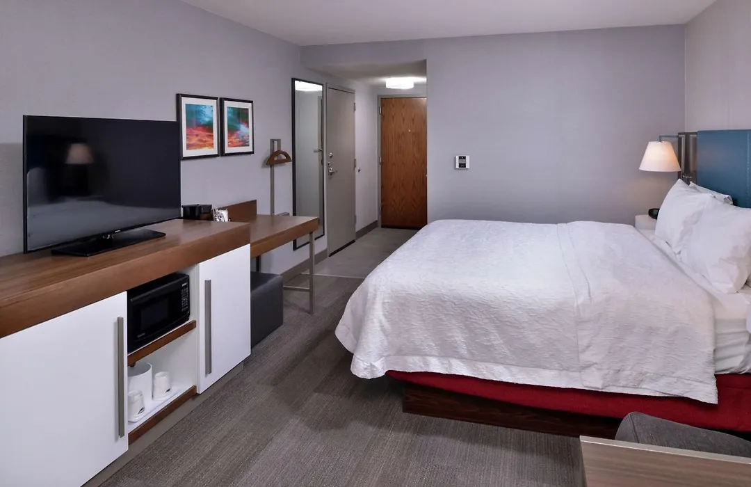 Hampton Inn & Suites Carson City-1