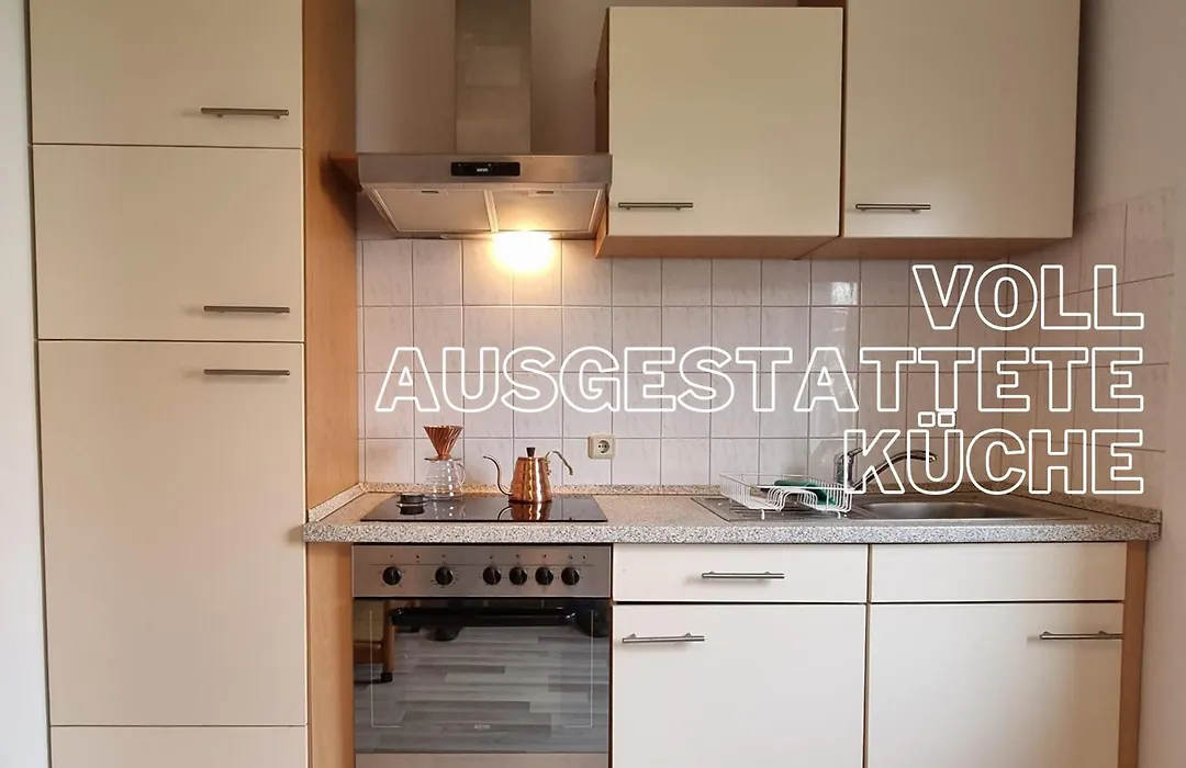 STAYaWHILE Apartment COMFORT nähe Herzzentrum, Bali Therme, Kurpark GOP, free Parking, Netflix, Boxspringbett, neues Duschbad-1