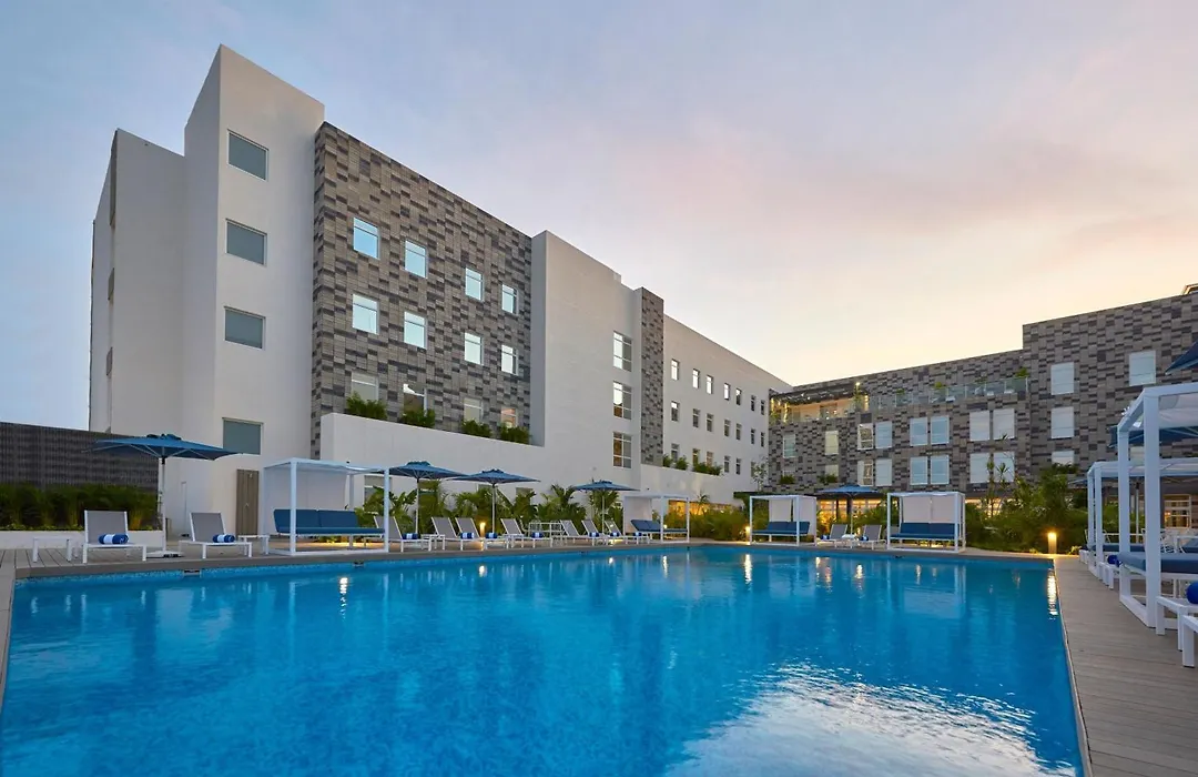 City Express Suites By Marriott Cancun Aeropuerto-1