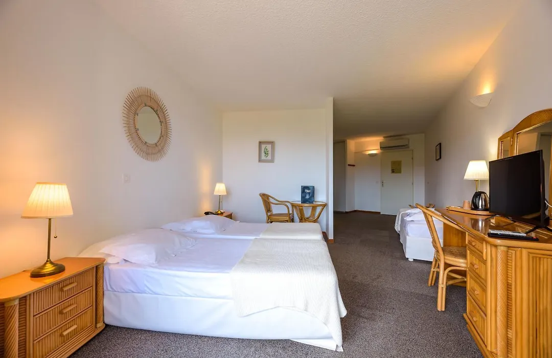Hotel Le Tilbury-1