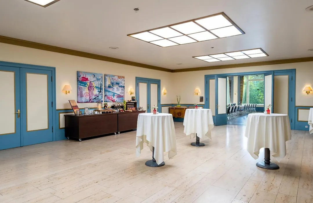 Mercure Parkhotel Krefelder Hof-1