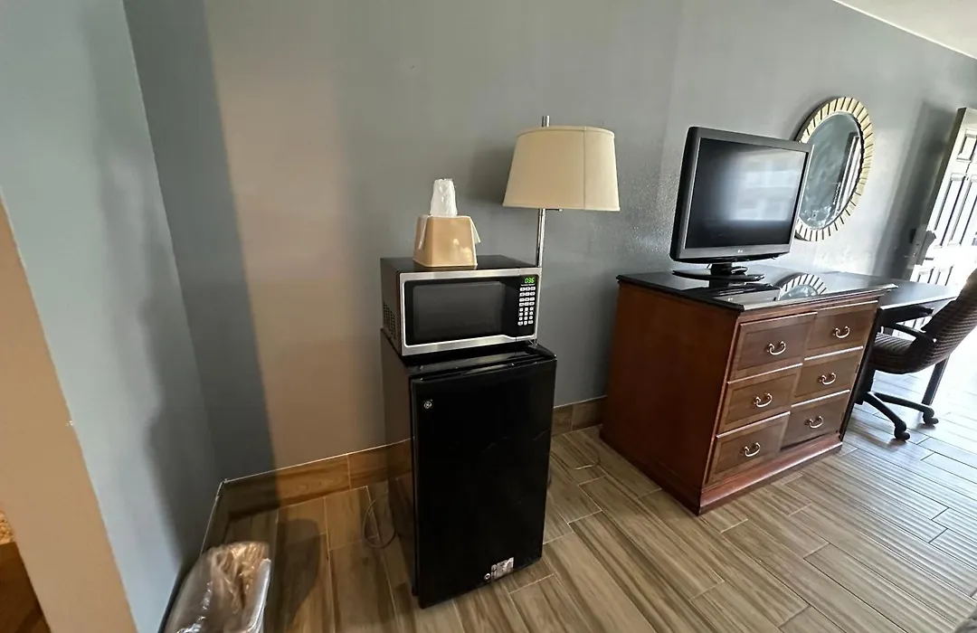 Home Suites Hill Country-1