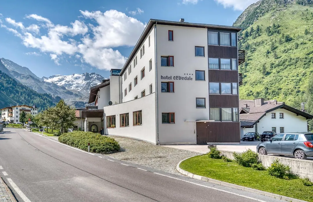 Hotel Cevedale-1