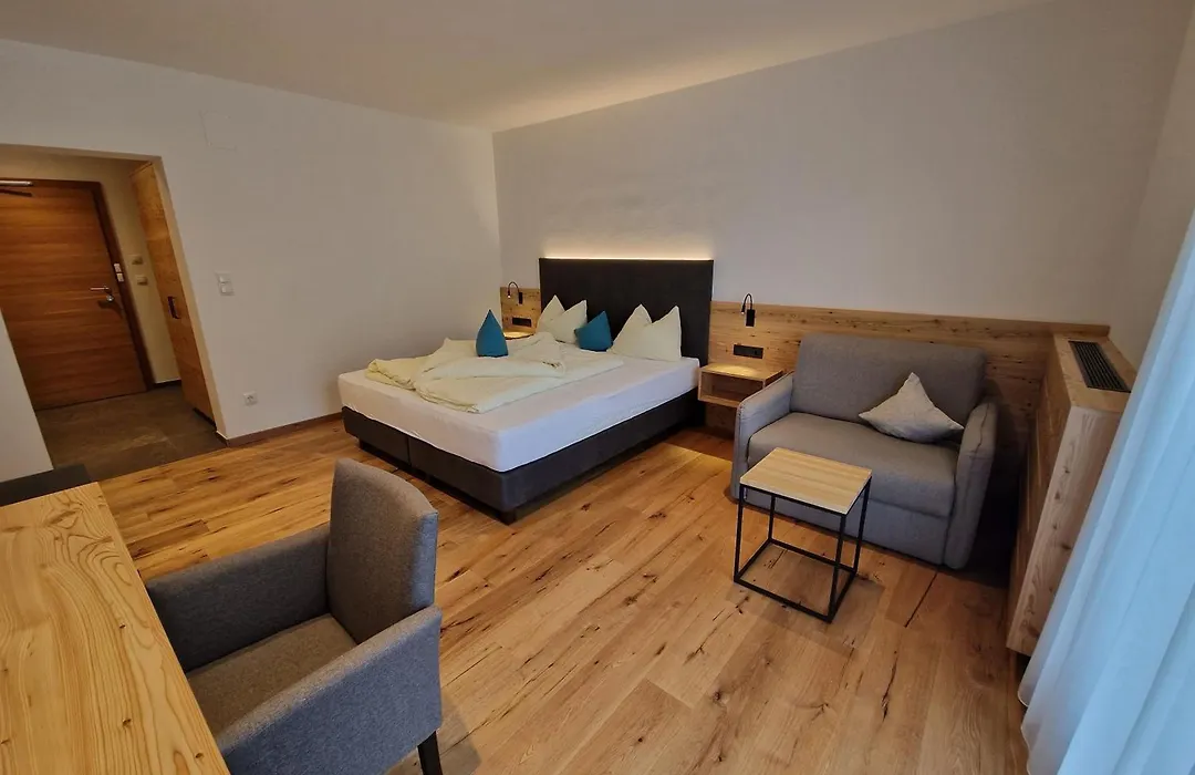 Hotel Mignon-1