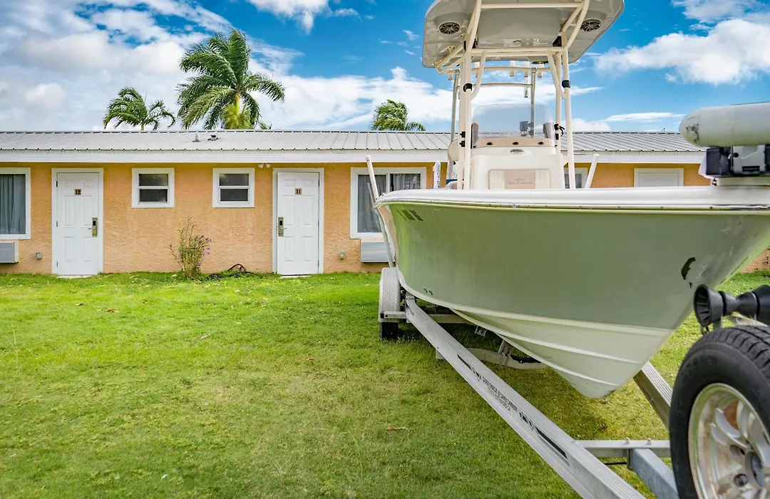 Everglades City Motel - Everglades Adventures Inn-1