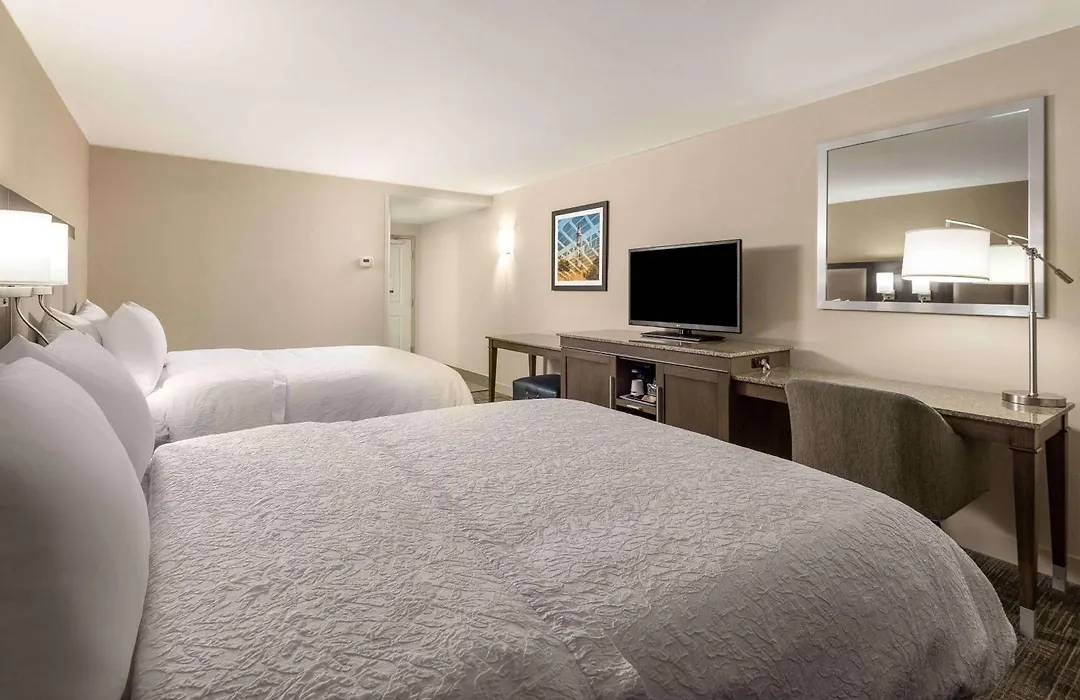 Hampton Inn & Suites Chapel Hill/Durham-1