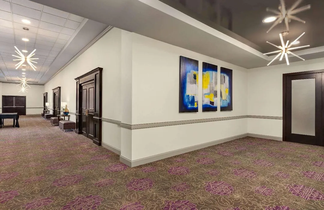 Iban Dallas Park Central Hotel, Trademark By Wyndham-1