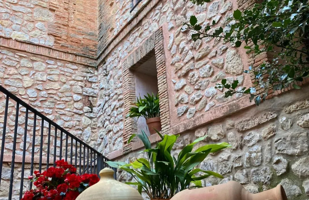 Caserón De La Fuente-1