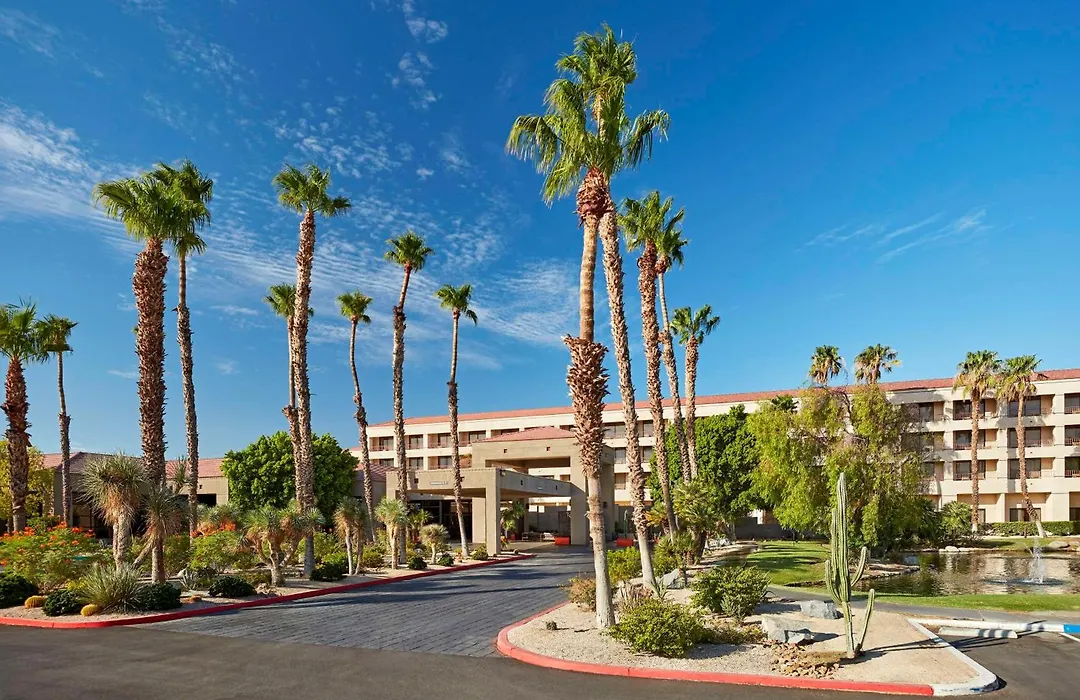 Doubletree By Hilton Golf Resort Palm Springs-1