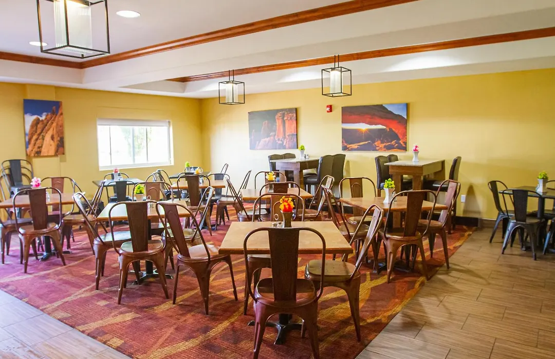 First Choice Inn At The Swell-1