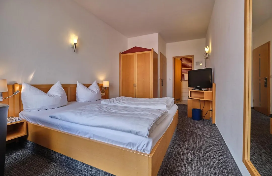 Hotel Roter Hahn-1