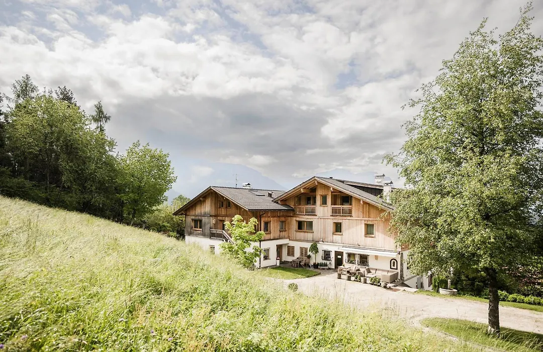 Pension Haus Tirol-1