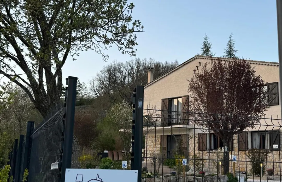 BNB Castellane Chambre d'Hotes B&B-1
