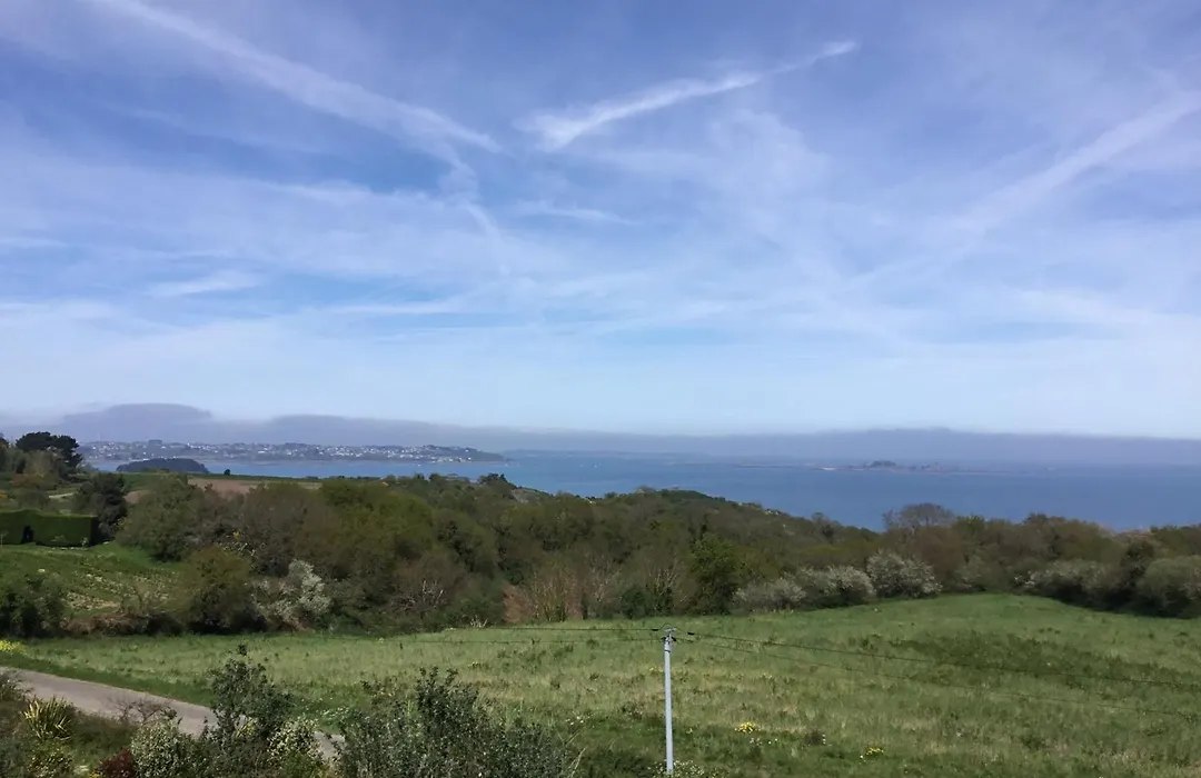 Chambres d'hôtes KERMANAC'H vue MER exceptionnelle-1