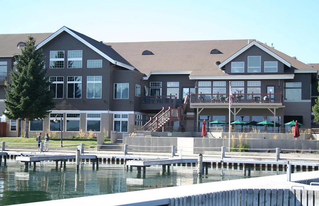 Kwataqnuk Resort & Casino-1