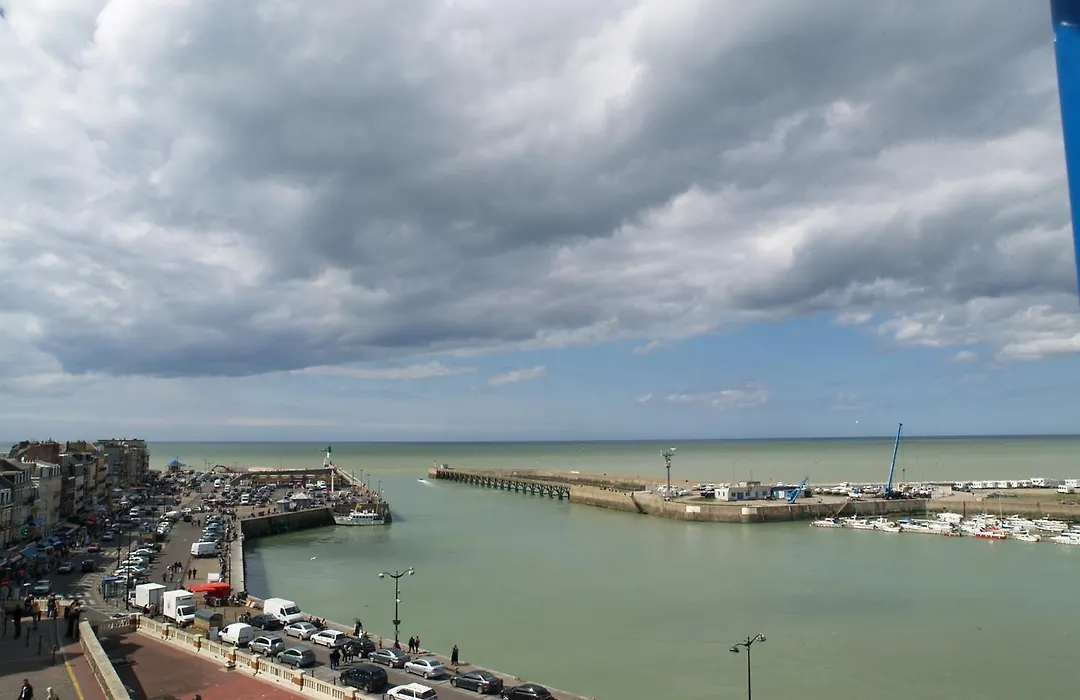 Hôtel De Calais-1
