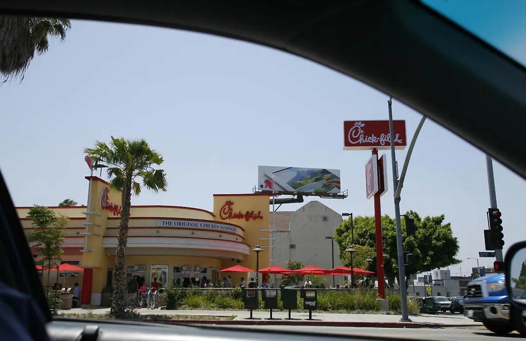 Hollywood Guest Inn-1