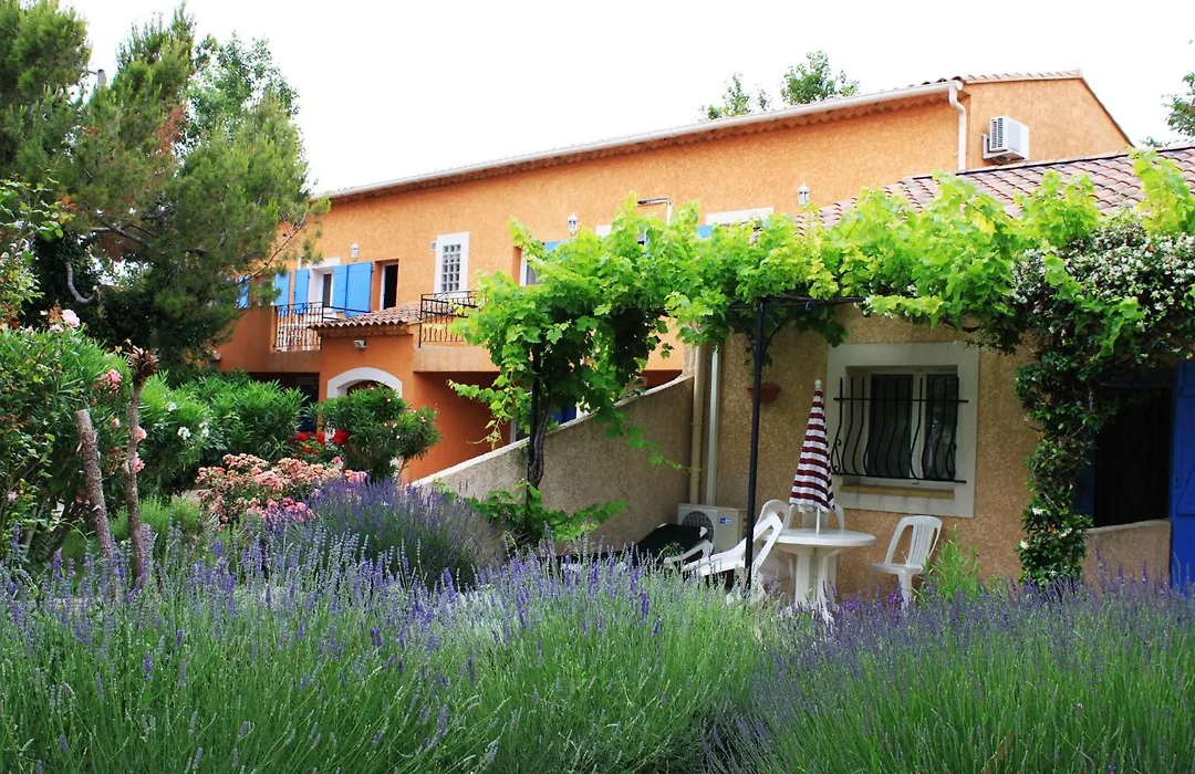 Appart'Hotel Festival Sud Aqua - Avignon Tgv-1