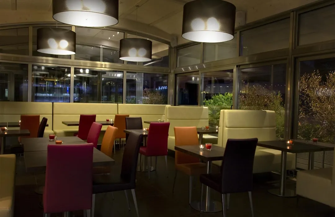 Comfort Hotel Fiumicino Airport-1