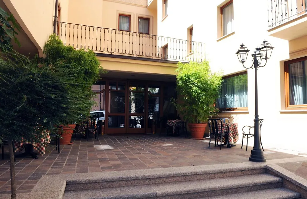 Hotel Acqui&Centro Benessere-1