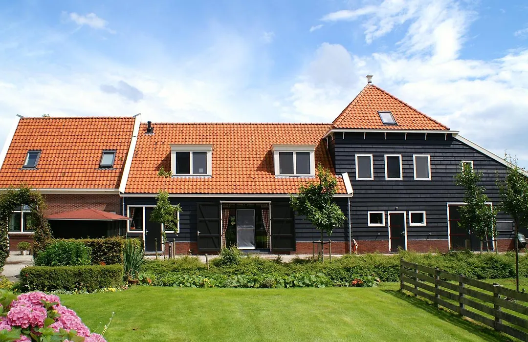 Farm Overleekerhoeve-1