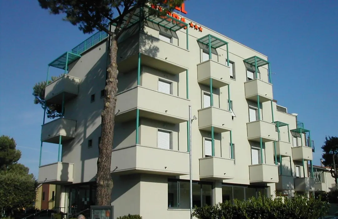 Hotel Flora-1