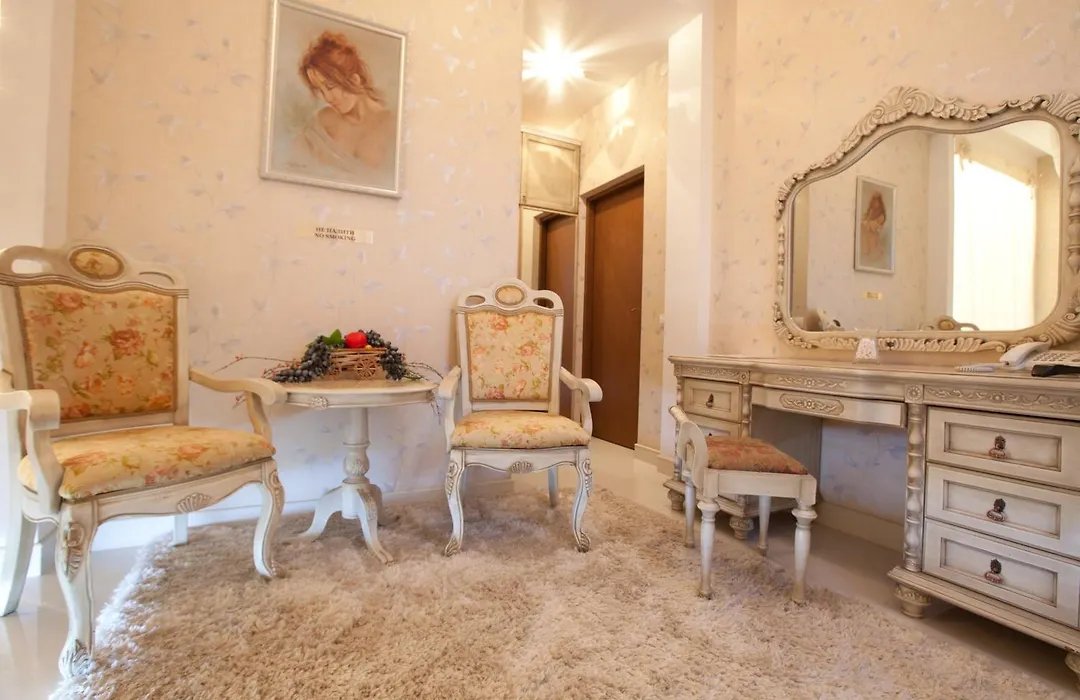 Deluxe Hotel Kupava-1