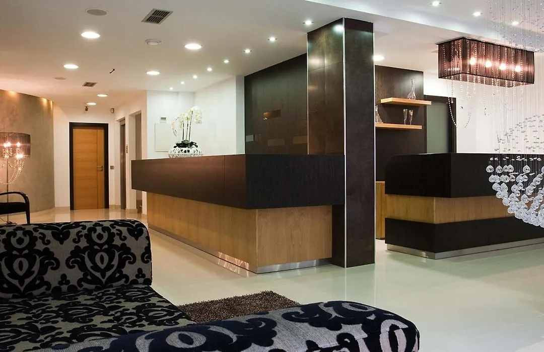 Cardal Hotel-1