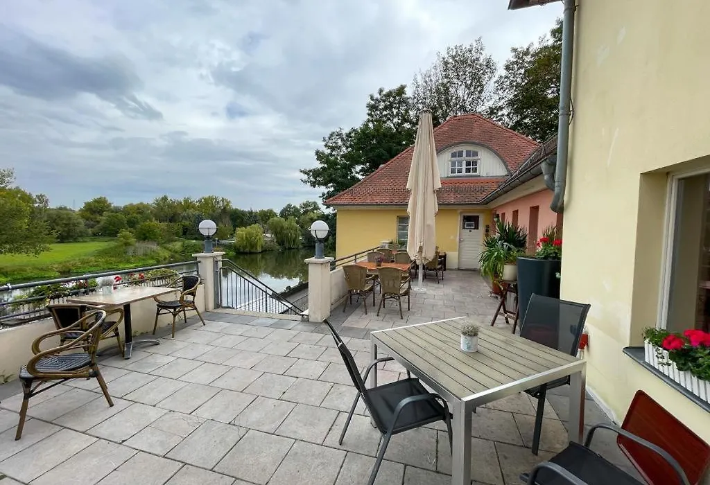 Pension Bootshaus-1