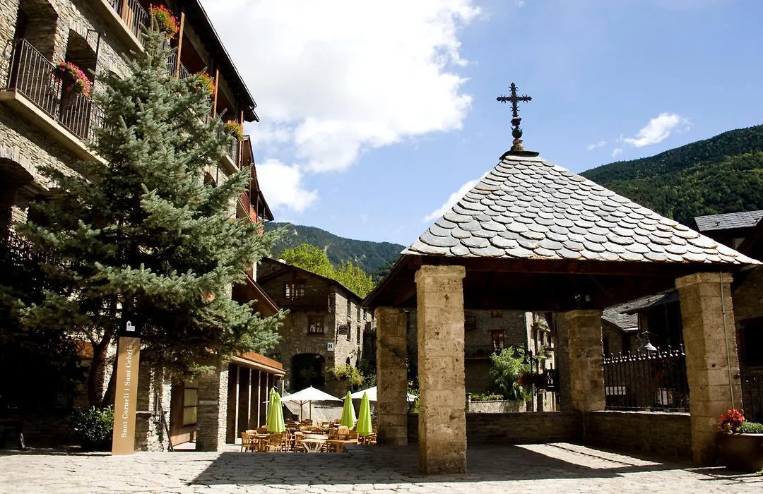 Hotel Santa Barbara De La Vall D'Ordino-1
