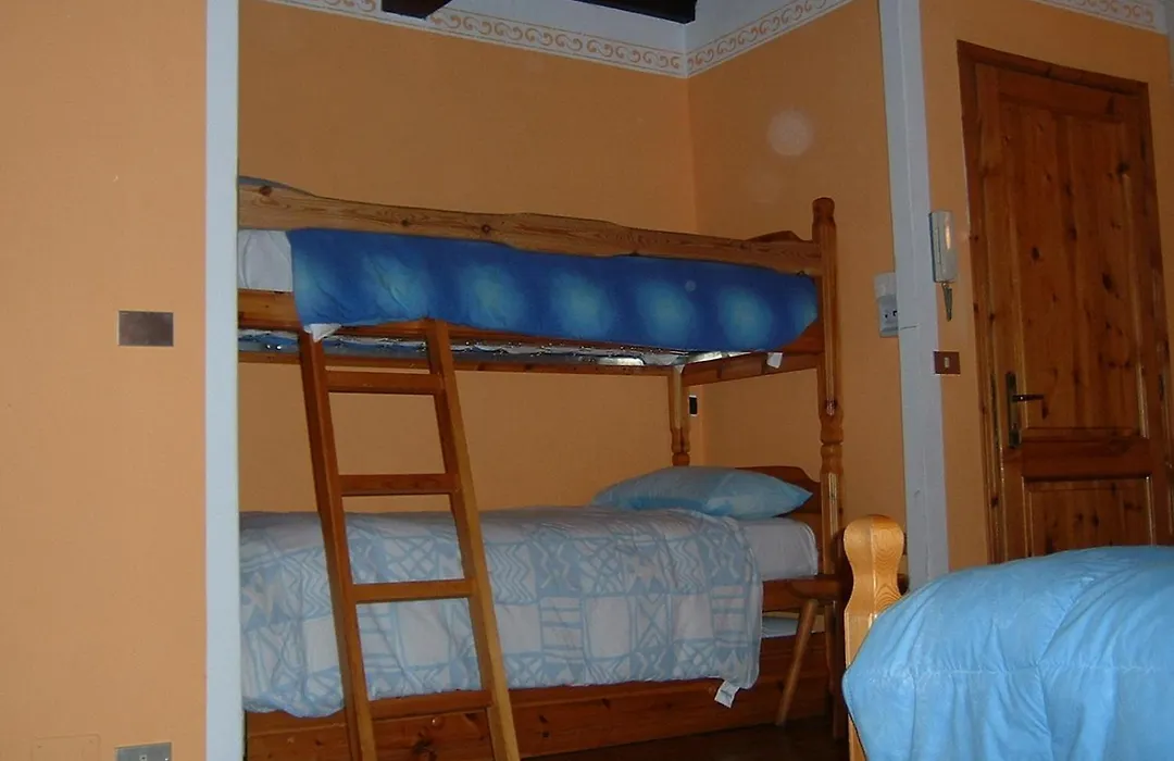 Hotel Residence Lago Laux-1