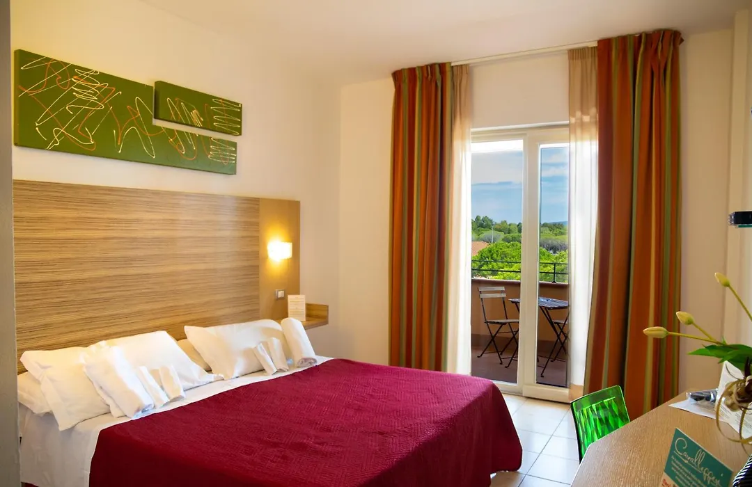 Hotel Riva Dei Cavalleggeri-1
