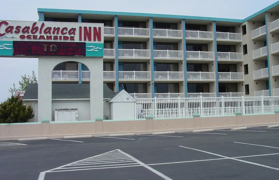 Casablanca Oceanside Inn-1
