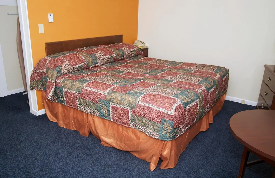 Sunset Motor Inn-1