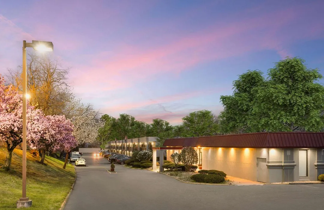 Days Inn By Wyndham Pottstown-1