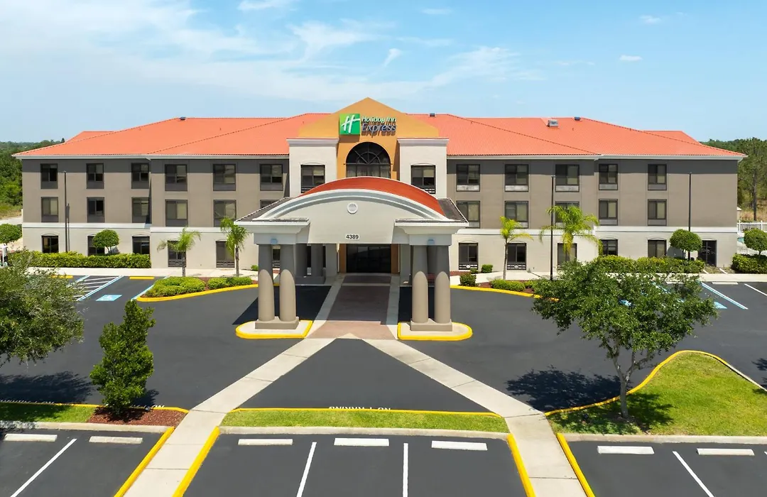 Holiday Inn Express & Suites Sebring By Ihg-1